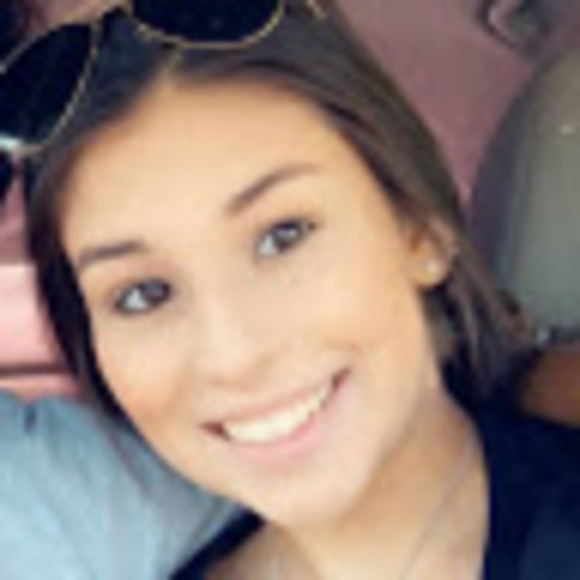 Meet your Posher, Alex - Picture 1 of 1